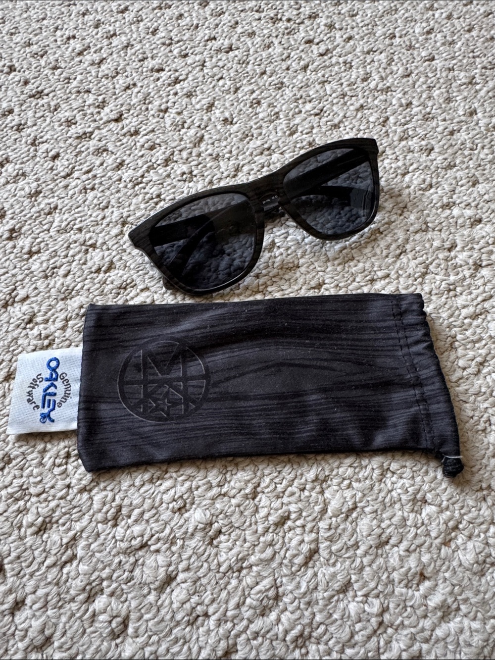 Oakley Frogskin Eric Koston Limited Edition